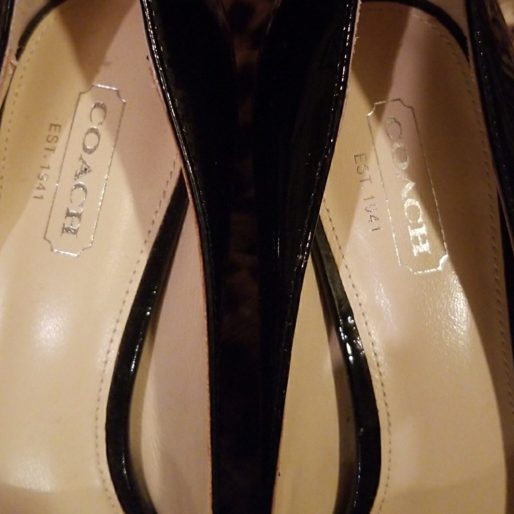 Coach pumps - Picture 2 of 4